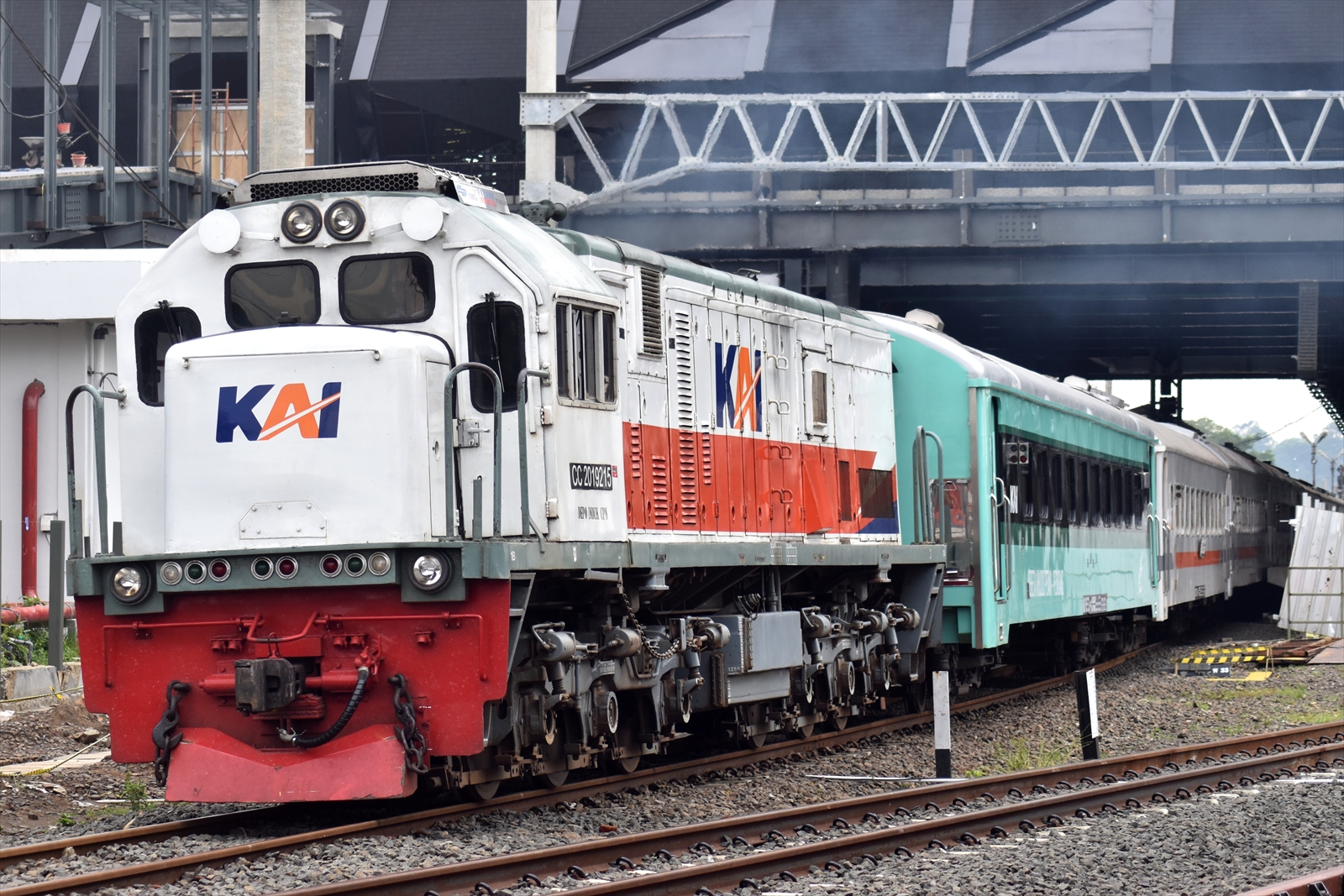 首都圏近郊で運行開始—廃止から一転、復活のワケ行商専用車・乗車ルポ