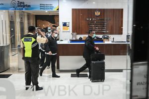 KPK、北ジャカルタ中等税務署を捜索