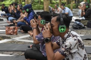 スンダ音楽で心のケア