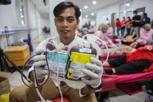 スマラン献血会600人参加