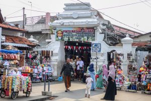 ラマダン前に巡礼者が急増