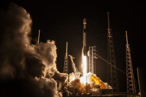 「ヌサンタラ5号」デジタル格差解消に期待