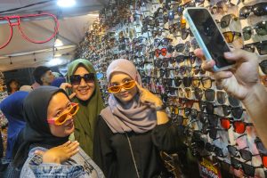 クドゥスのでラマダン夜市