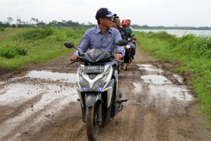 ラピンド社泥流出で環境相が視察