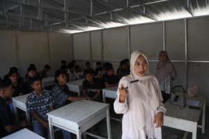 鉄砲水後の授業が再開