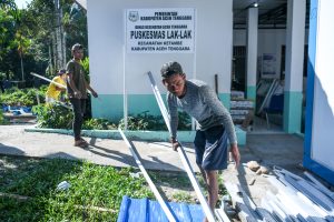 アチェ被災地に仮設診療所