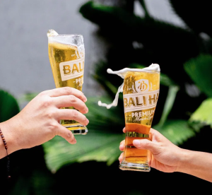 産業省「酒類が国家経済に貢献」