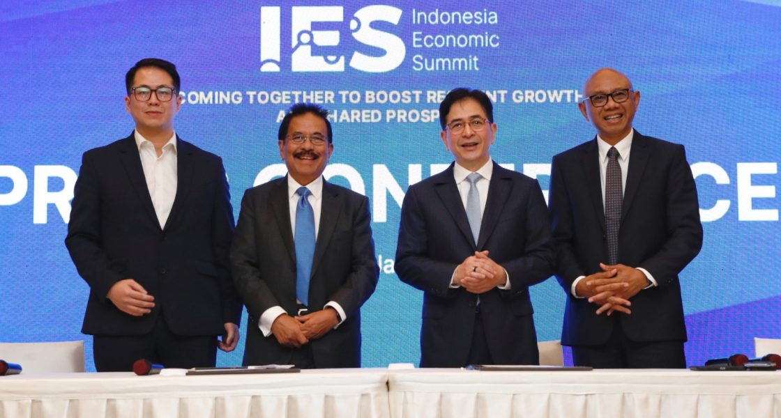 IBCサミットで世界経済と成長戦略を議論