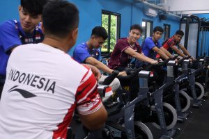 代表合宿に体力・測定機導入