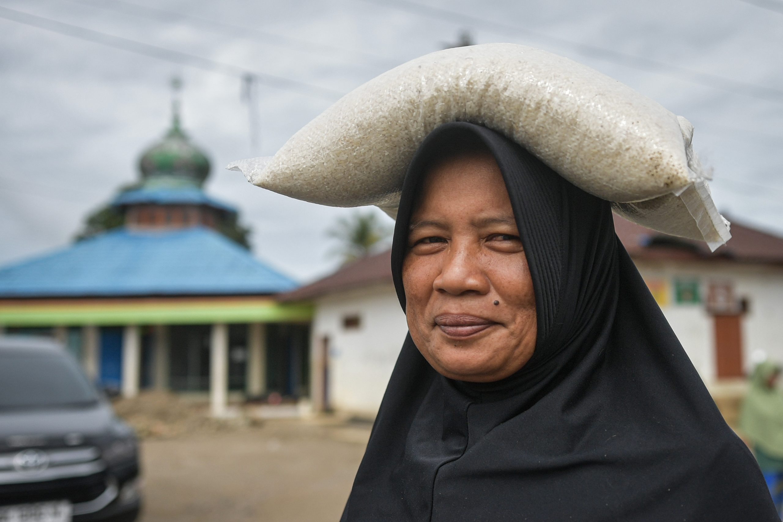 ラマダン前に食料支援 低所得者3320万人対象