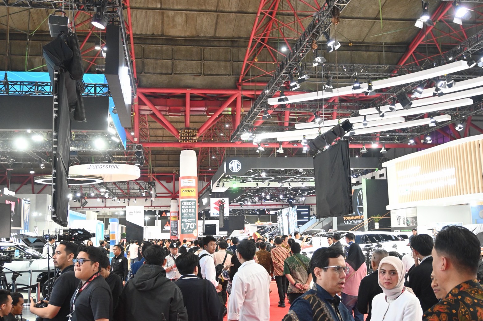 IIMSに58万人来場、成約8・7兆ルピア