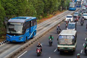 日野「ＲＫ８」引退ー中国製ＥＶの台頭鮮明に