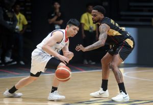 デワ・ユナイテッドが快勝