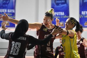 女子バレー、ジャカルタ・エレクトリックが快勝