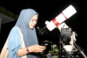 皆既月食を市民が観測