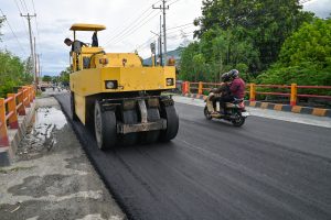 帰省ラッシュに向け道路改修