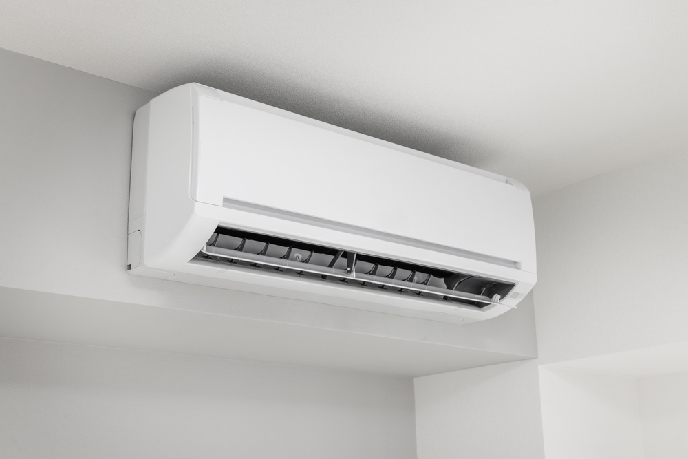 国内エアコン、高温予報で販売増か