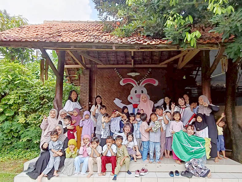 東ジャカルタの幼稚園を訪問― J2ネット
