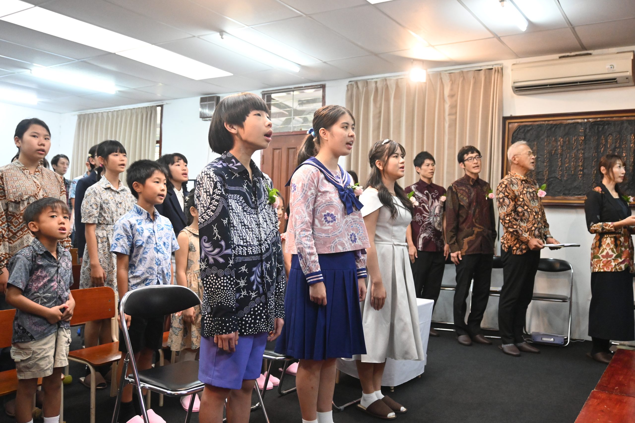 小・中学から３人が卒業ーバンドン日本人学校 吉田校長らも離任