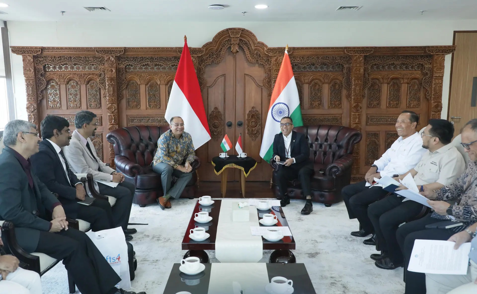 インドと経営・AI教育協力