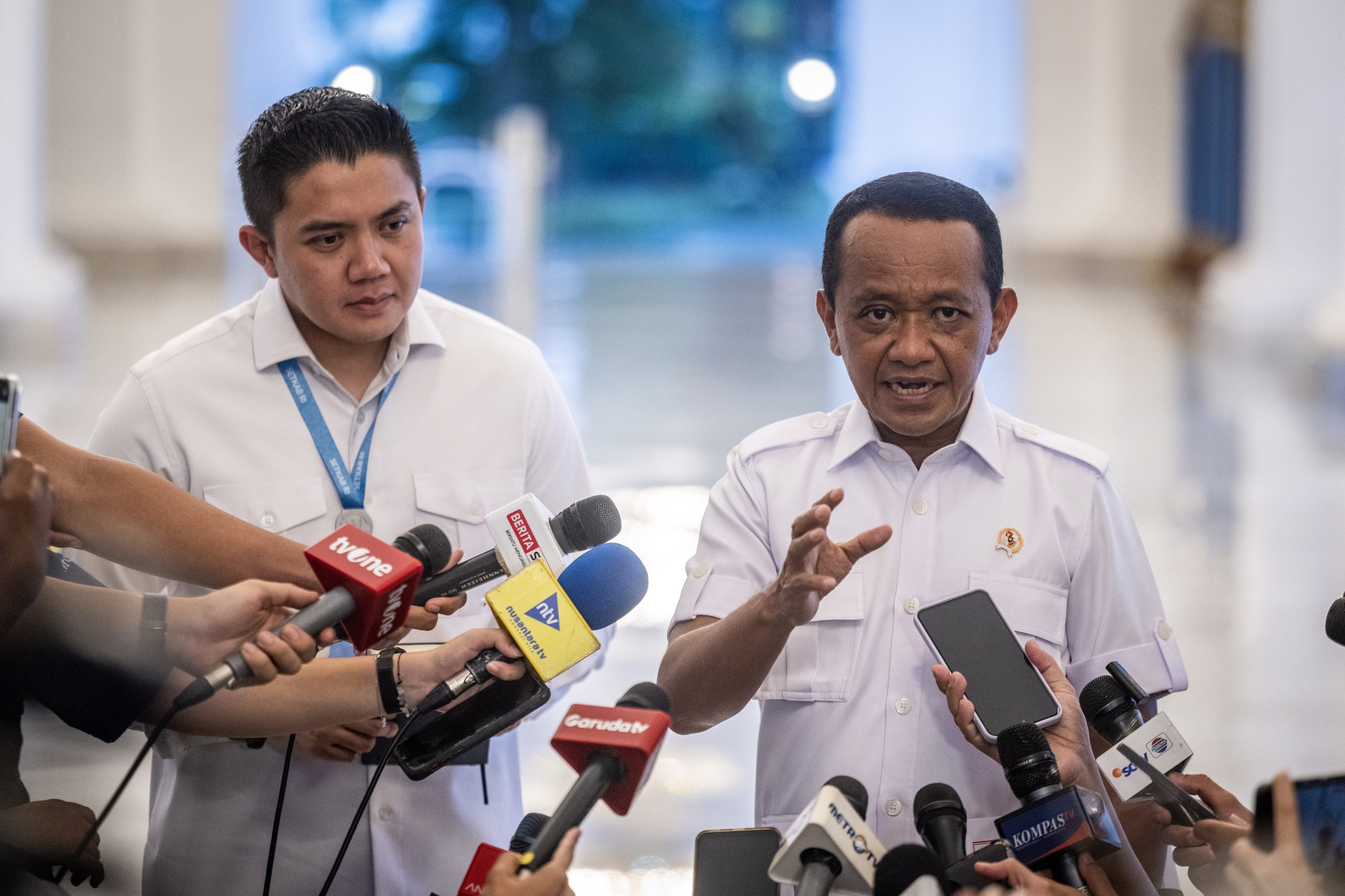 石油導入に「三つの壁」ロシア大使