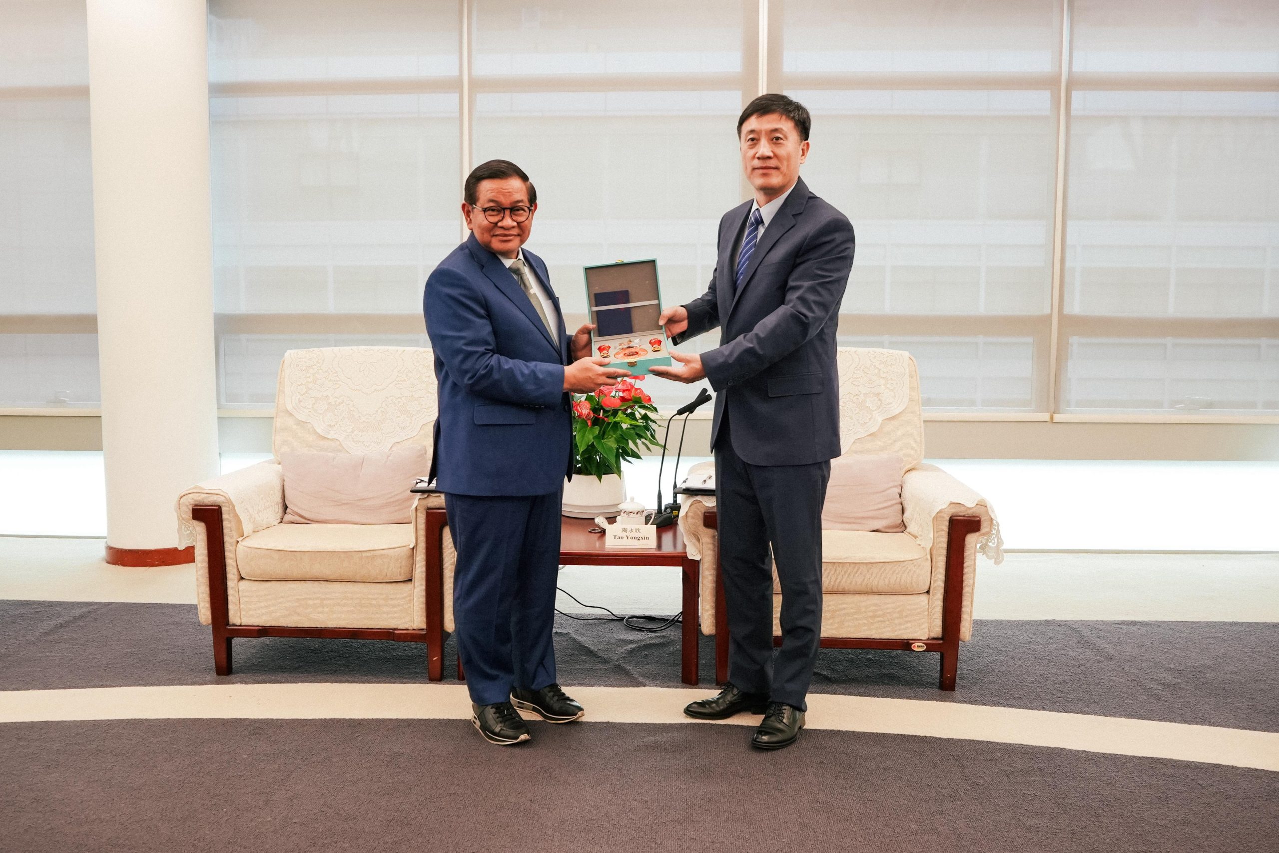 ジャカルタ・深圳、姉妹都市で前進