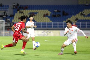 U-17、ベトナムと対戦