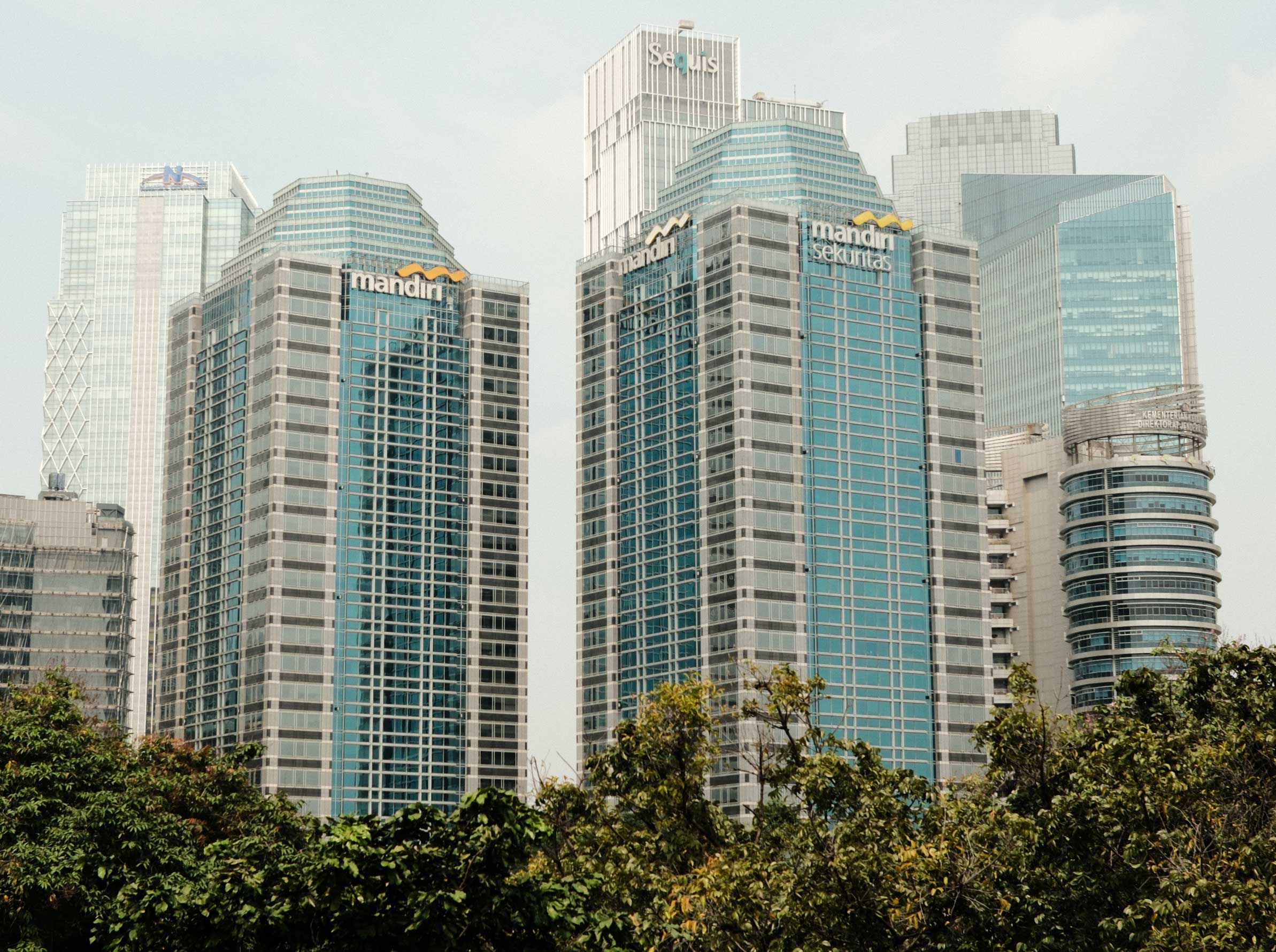 マンディリ銀、インフラ融資3割増