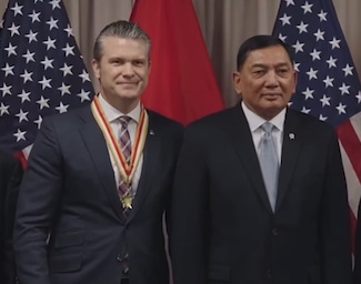 米軍機の領空通過案に主権侵害の懸念ー米と防衛協力格上げで国内に慎重論