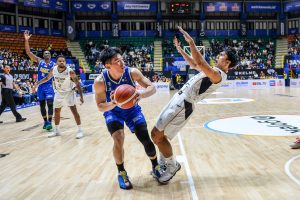デワ、攻守で圧倒し勝利