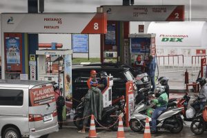 プルタミナ、軽油系燃料を値下げ