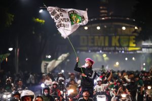 「プルスバヤ」が創設99周年