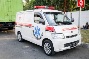 ９歳女児、流れ弾で胸負傷