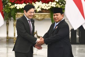 シンガポール首相と会談