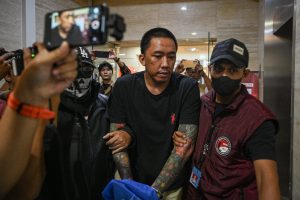 国外逃亡犯をインドネシアに送還