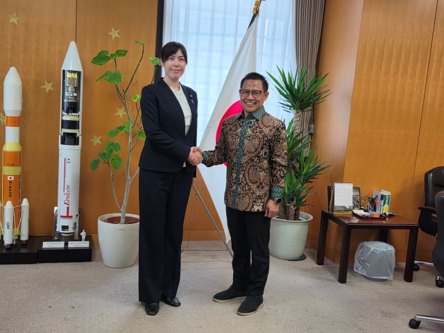 ムハイミン大臣と小野田担当相が会談ーインドネシア人材の育成で一致