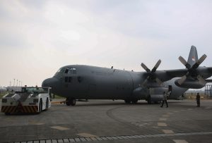 軍輸送機の改修完了