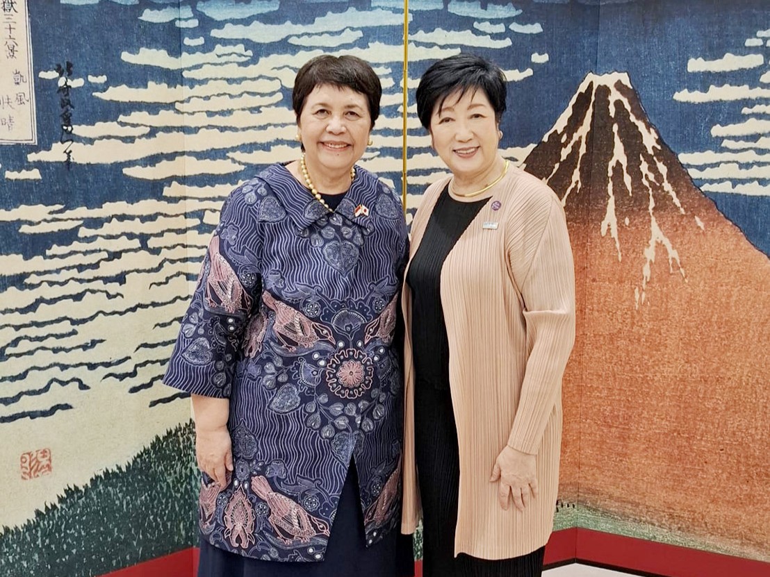 インフラ６事業で日本に投資要請ーカルティニ駐日大使が小池都知事と会談