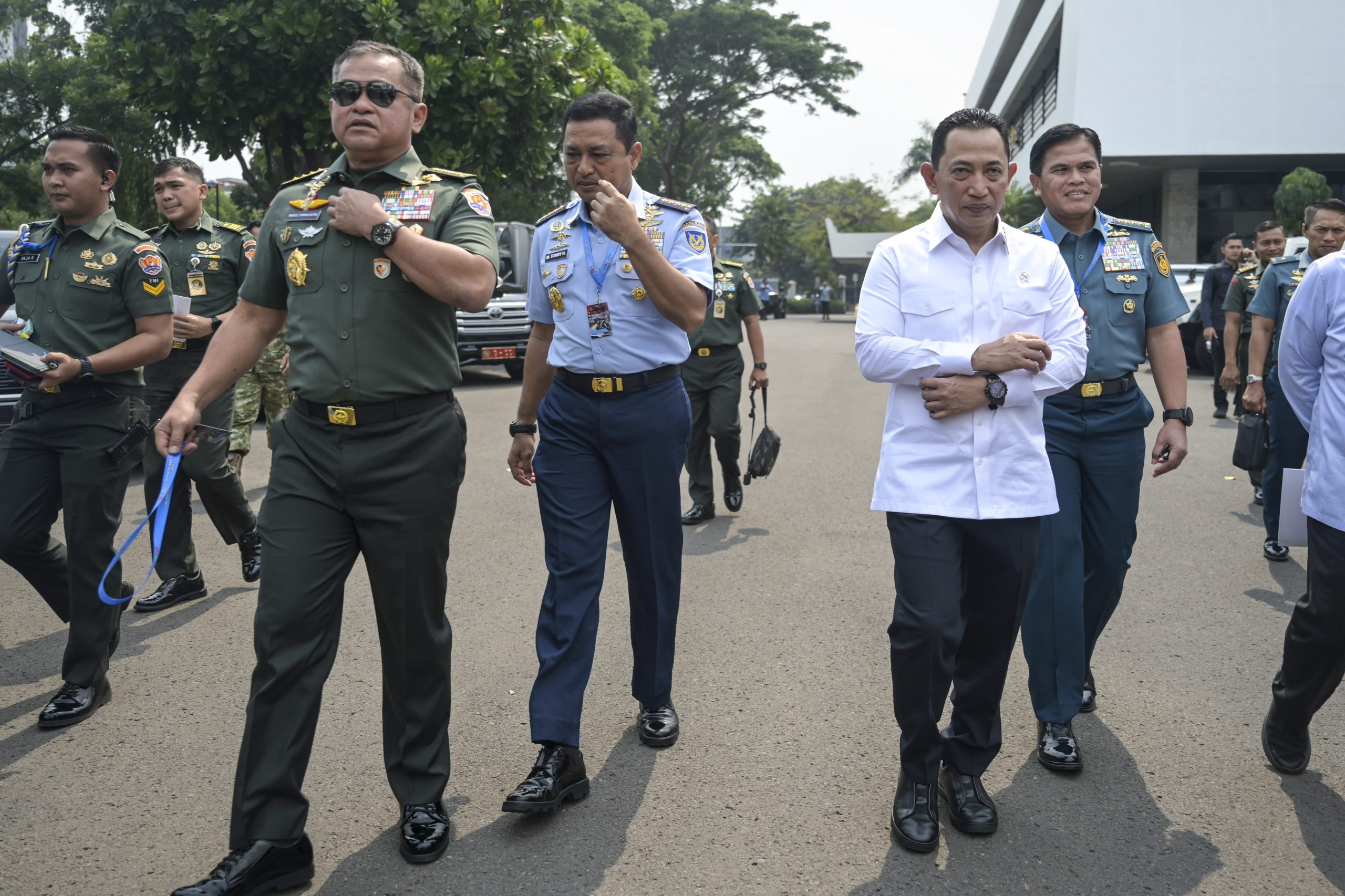 組織の縄張り意識「捨てよ」ープラボウォ大統領、軍・警察に訓示