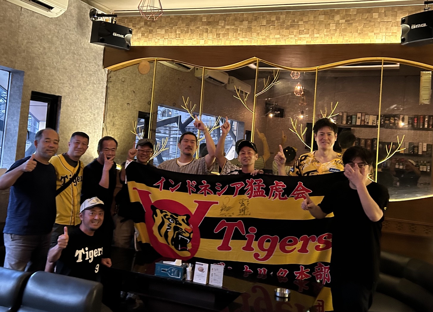 阪神Ｍ１で観戦会を開催ージャカルタ猛虎会、9人集まる