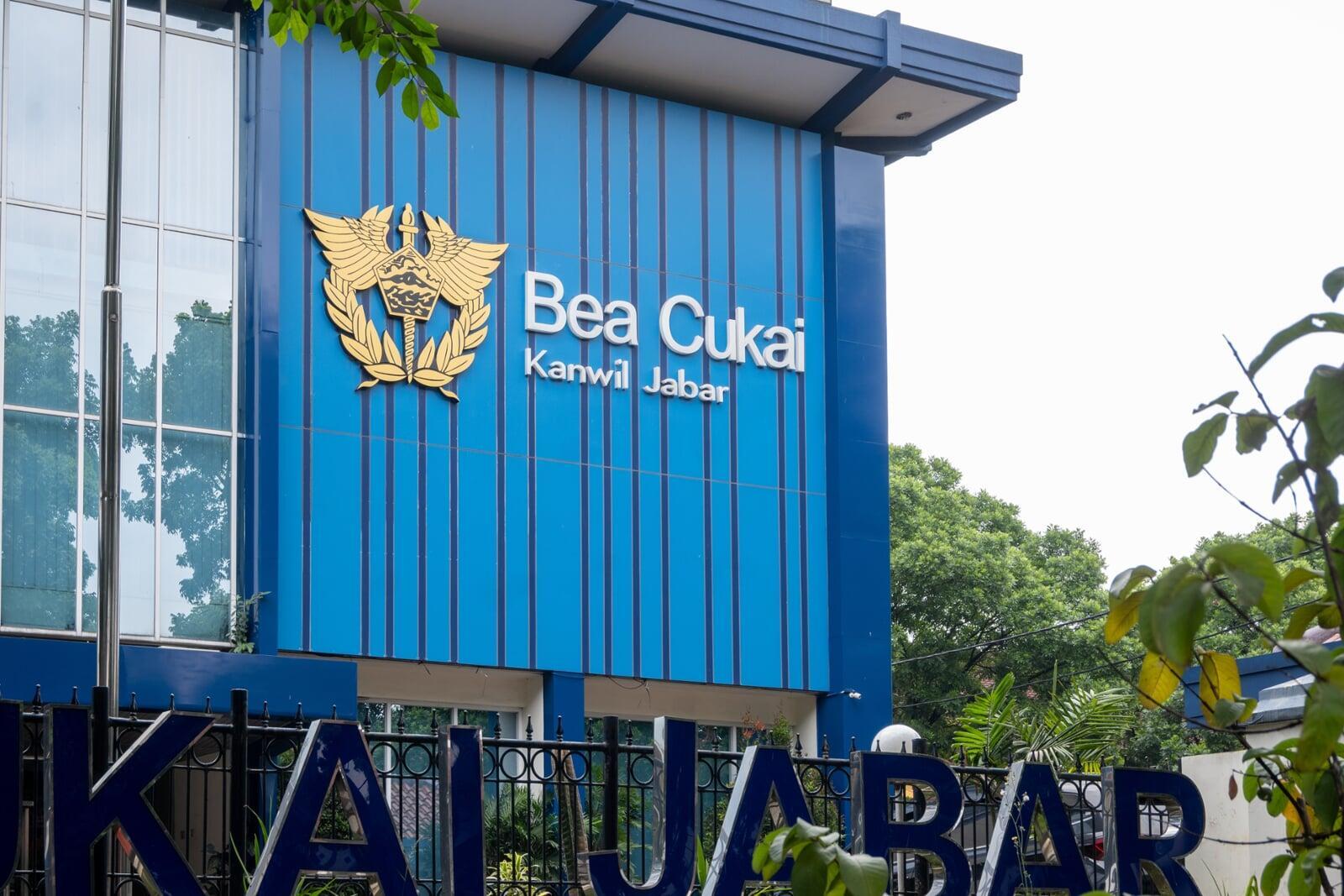 短信ニュース：財務相が抜き打ち検査、過小申告に「驚き」