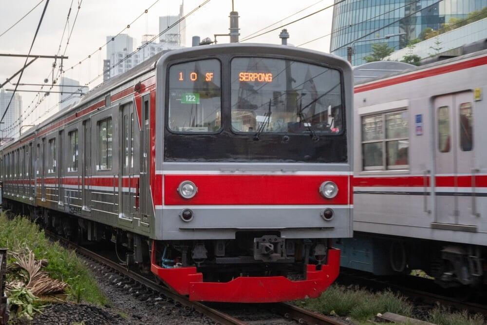 短信ニュース:KRLの24時間運行を検討、深夜宿泊労働者急増で