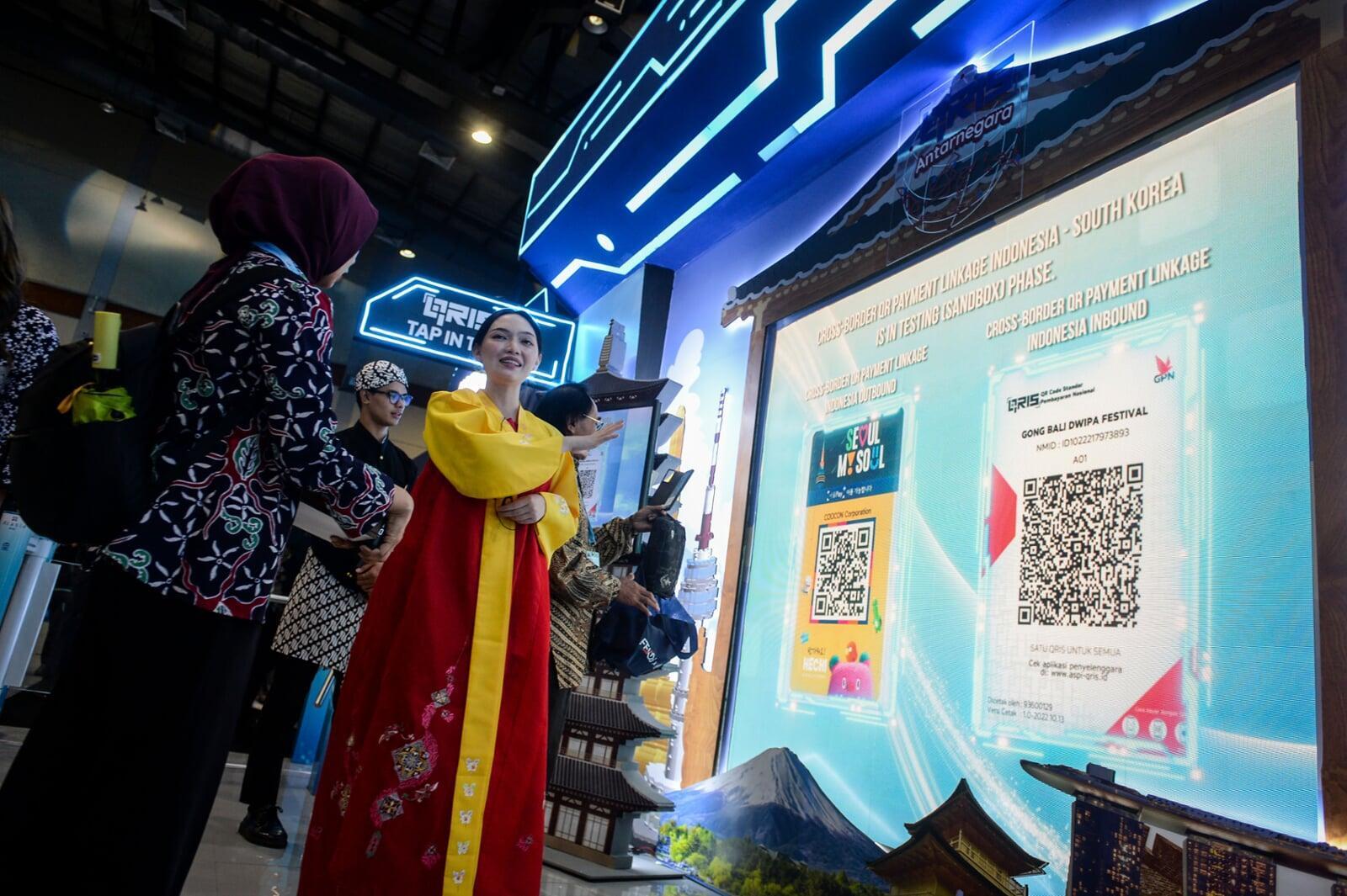 短信ニュース:QRIS、中国・韓国でも利用可能に