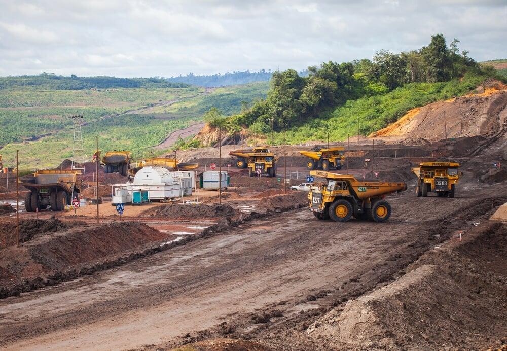 短信ニュース：国立公園での金違法採掘を閉鎖へ  環境省