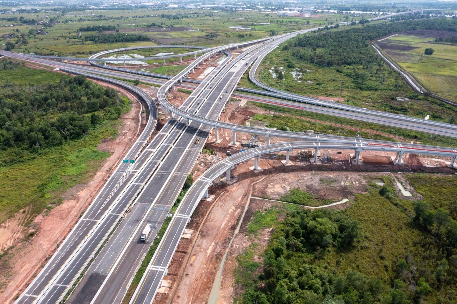 短信ニュース：道路網86,206kmに拡大、2040年目標